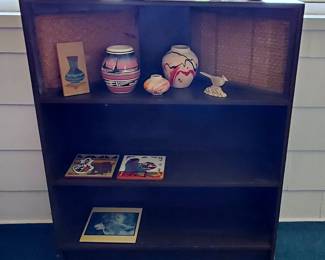 Bookshelf w/ Speakers