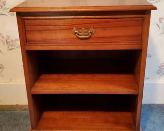 Stickley End Table / Night Stand