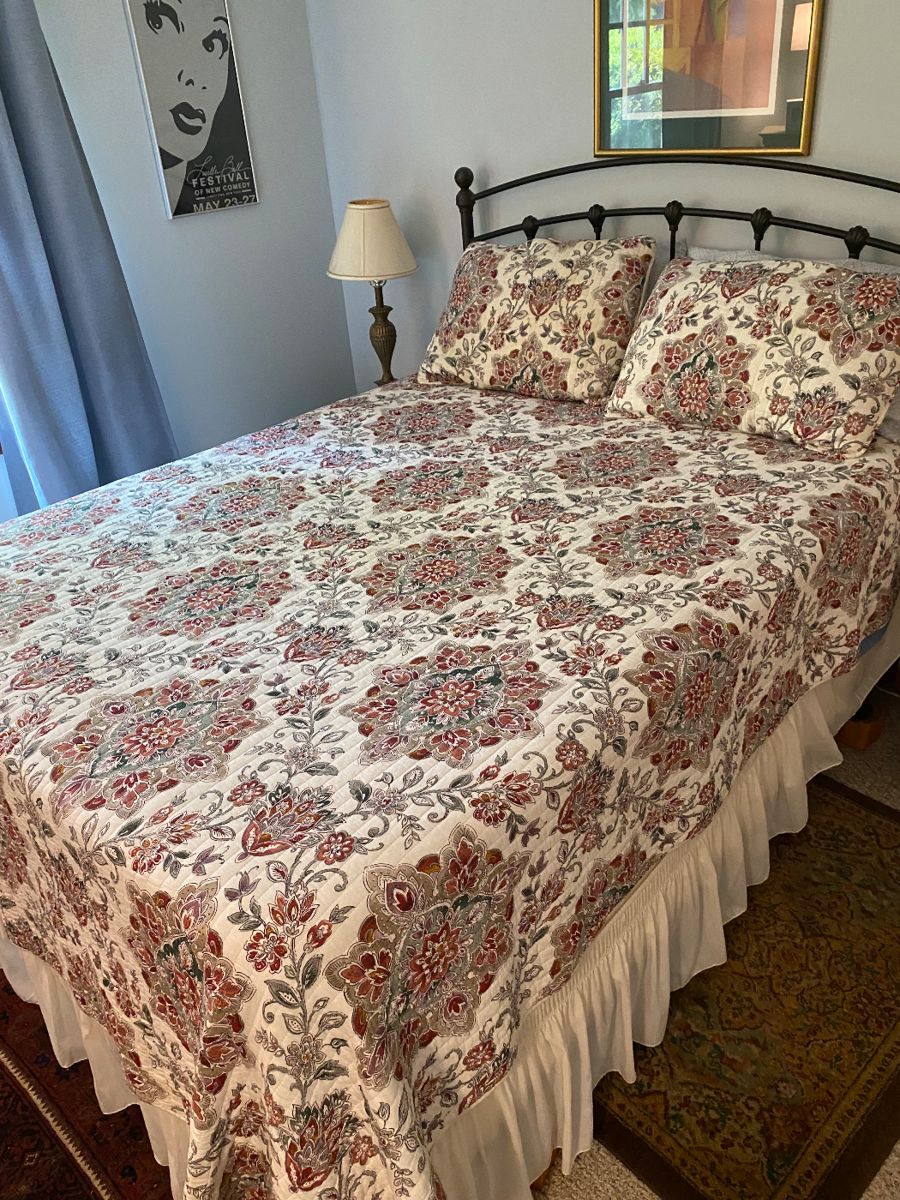 Estate Sale Fredonia, NYContents of Apartment,... starts on 6/19/2024