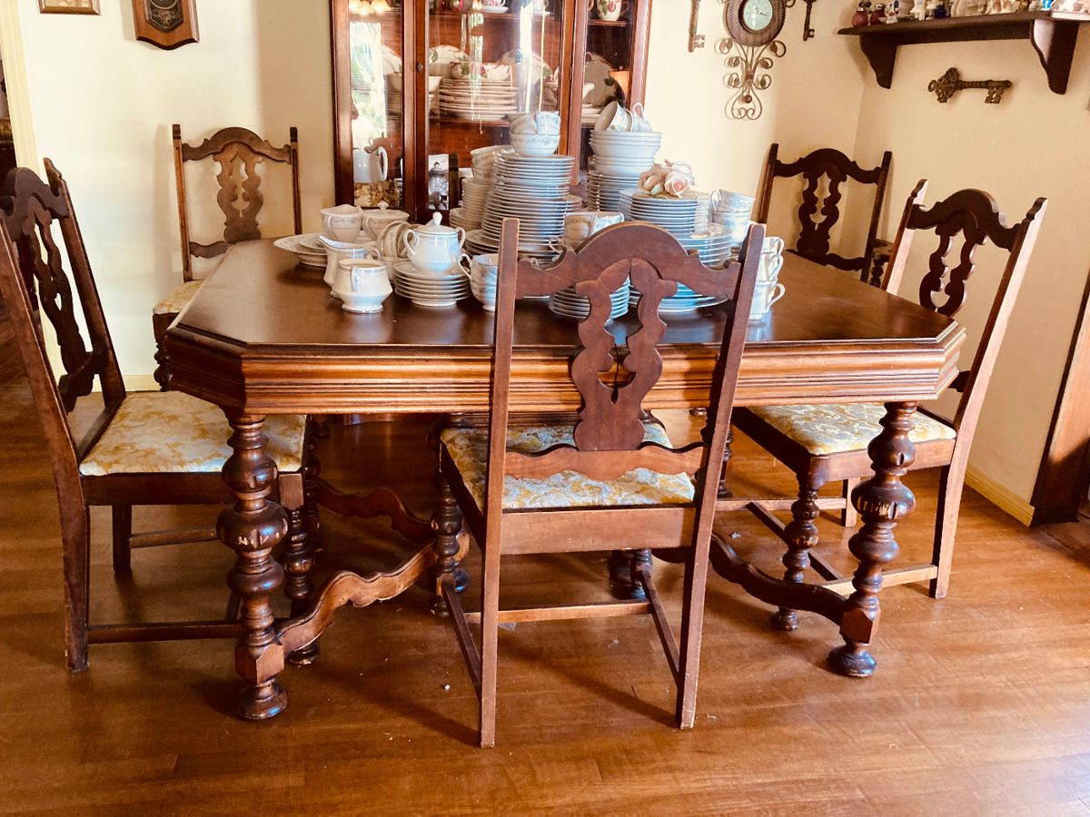 Antiques, Vintage, Franciscan Desert Rose... starts on 6/20/2024