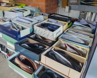 Size 9 Women's Shoe's 