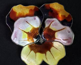 Lot # : 579 - David Andersen of Norway sterling enamel broach
