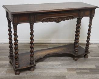Lot # : 221 - Vanleigh Furniture carved tiger oak console table