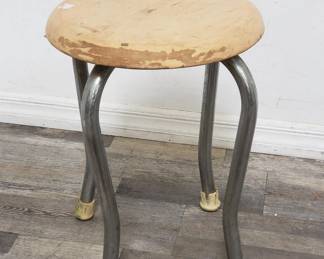 Lot # : 732 - Vintage metal legged rustic stool