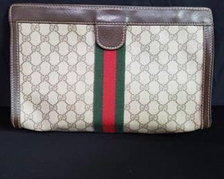 Lot # : 584 - Designer style clutch
