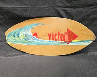 Lot # : 537 - Vintage VTG Victoria wooden skimboard, 48"L. h
