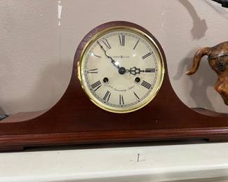 Howard Miller Mantle Clock