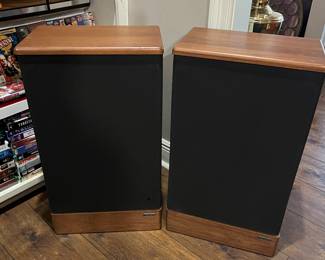 Large Advent Speakers