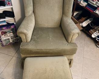 This item (chair only) is available for PRESALE.  Please text photo to 760-668-0554 to purchase.  We accept Zelle