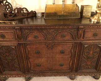 Sideboard