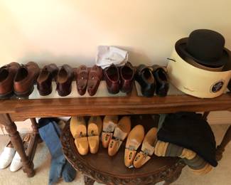 Men’s size 8.5 fine vintage shoes