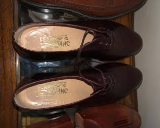 Men’s vintage Ferragamo shoes, size 8.5