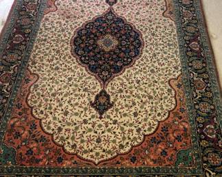 Fine Persian rug 8.5’ x 6’9”
