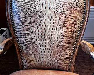 $2000 USD    Our House Designs Bozeman Upper House Wood Carved Office Chair B239-05     Introducing our luxurious Bozeman Upper House Wood Carved Office Chair, handcrafted by Our House Designs. Elevate your workspace with its sophisticated wood carving and exclusive design. Experience comfort and style with every task in this premium chair.

Dimensions: 24 x 24 x 38.5-41.5H in  |  Seat: 24 x 21 x 19-23"  | Arm 26-30H in

Condition: Used and in very good condition.

Location: Local pick up Lake Oswego OR 97034.  Shipper suggestions available upon request.     https://goodbyhello.com/products/english-leather-arm-chair-239-01-copy-1?_pos=13&_sid=f4ac17e30&_ss=r