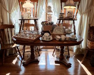 Oak table and six chairs. 
