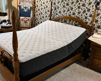 Nearly new queen adjustable bed. 