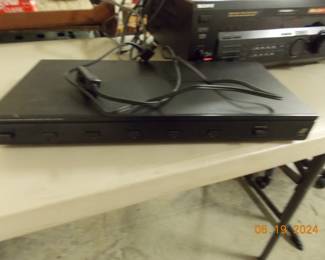 Multi speaker hook up