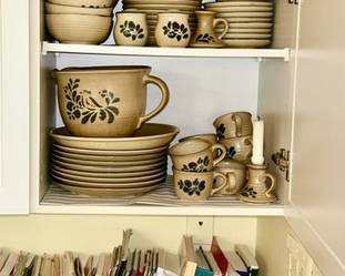 Pfaltzgraff dinnerware and serving pieces