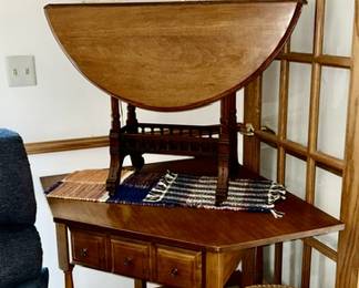 Corner table, drop down side table (SOLD), lamp, baskets, etc.