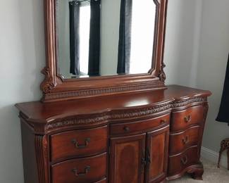 Beautiful mahogany dresser