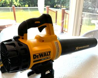 DeWalt Leaf Blower