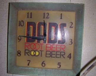 Dads Root Beer Clock