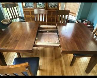 Dining table set, with pop-up leaf, 6 chairs and 1 bench
