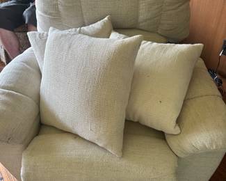 Lazyboy electric rocker recliner