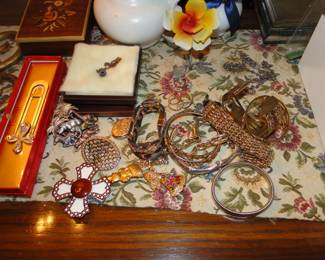 Vintage Costume Jewelry