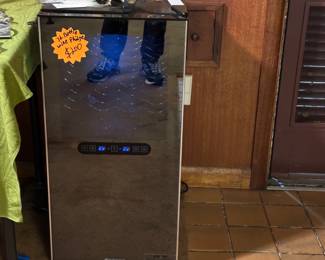 32 Bottle Wine Fridge