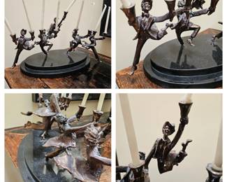 Extra view Zachary Oxman spirit of the family
