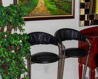 Simple bar stools, beautiful landscape painting