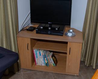Digitrex TV and simple TV stand