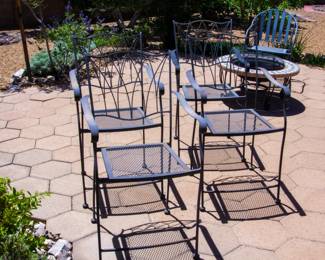 Outdoor chairs (x4)