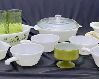 041 Retro Pyrex  More