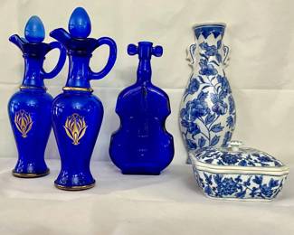 025 Pretty Blue Trinkets