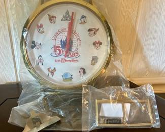 727 Walt Disney World 15 Year Wall Clock
