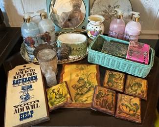 733 Vtg Vanity Decor  More