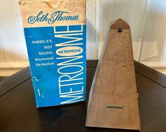 732 Vtg Seth Thomas Metronome