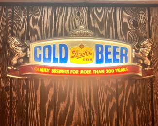 761 Vtg. Illuminated Strohs Beer Sign