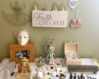 430 Treasured Trinkets 