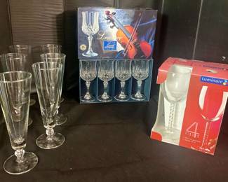 059 Crystal Glassware 