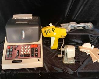 834 Antique Cash Register and Dymo Label Makers