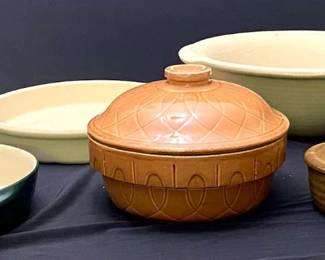 042 Pampered Chef Stoneware  More