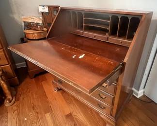 547 Vtg Walnut Secretary