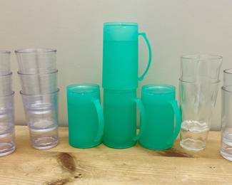 053 Outdoor Dining Glasses