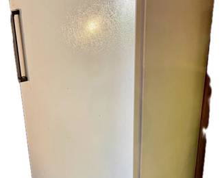 832 Kenmore Garage Deep Freezer 