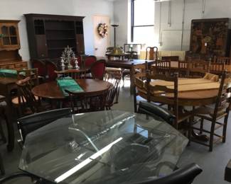 Dining room tables and chairs 