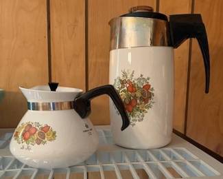 Corningware "Spice of Life" Carafe and Electric Coffee Maker - Never used