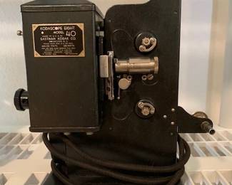 Kodak Kodascope Eight Model 40 w/Case